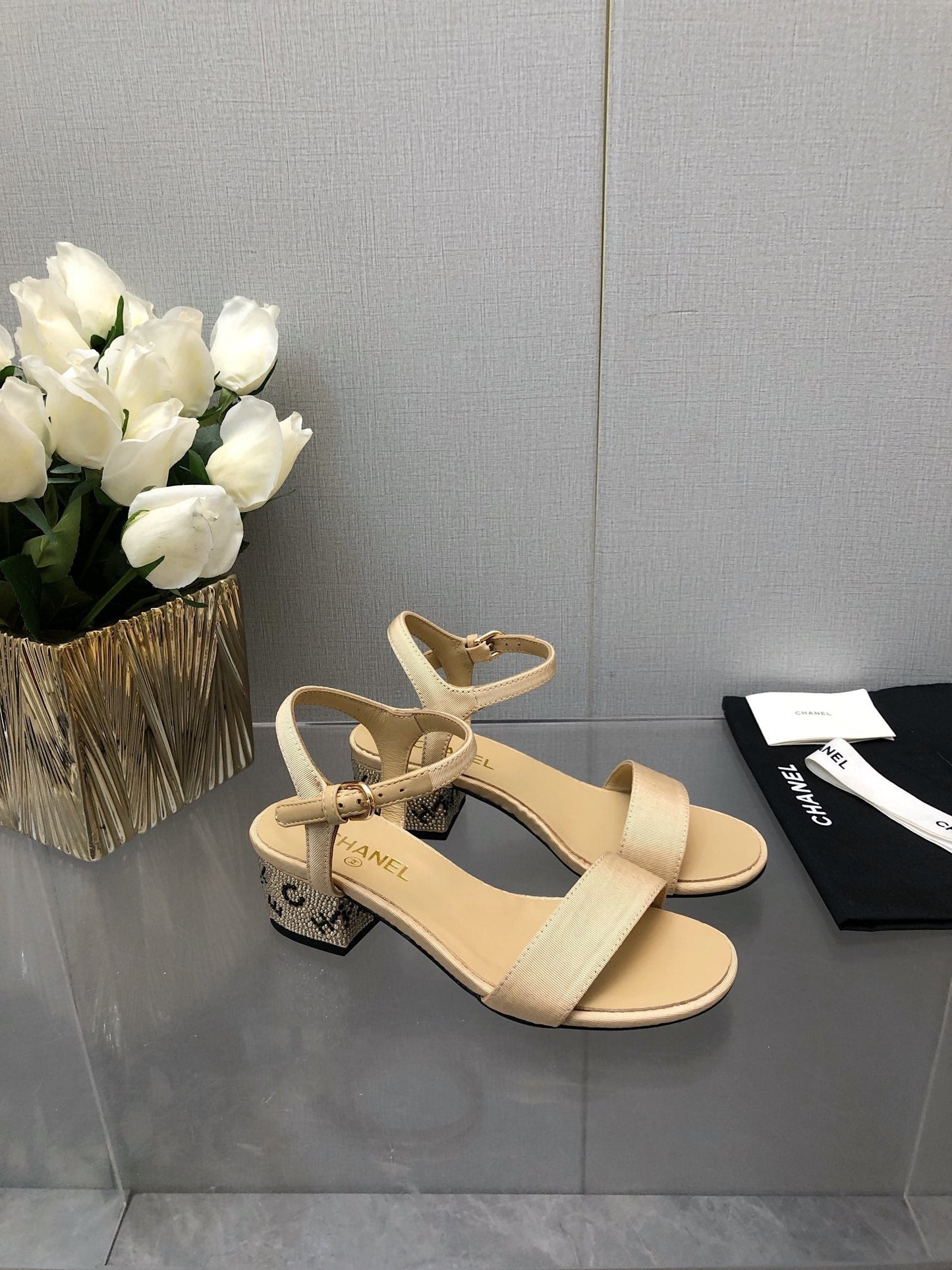BLOCK HEEL WITH CRYSTAL 5 CM SANDAL IN SAND BROWN FABRIC - 35