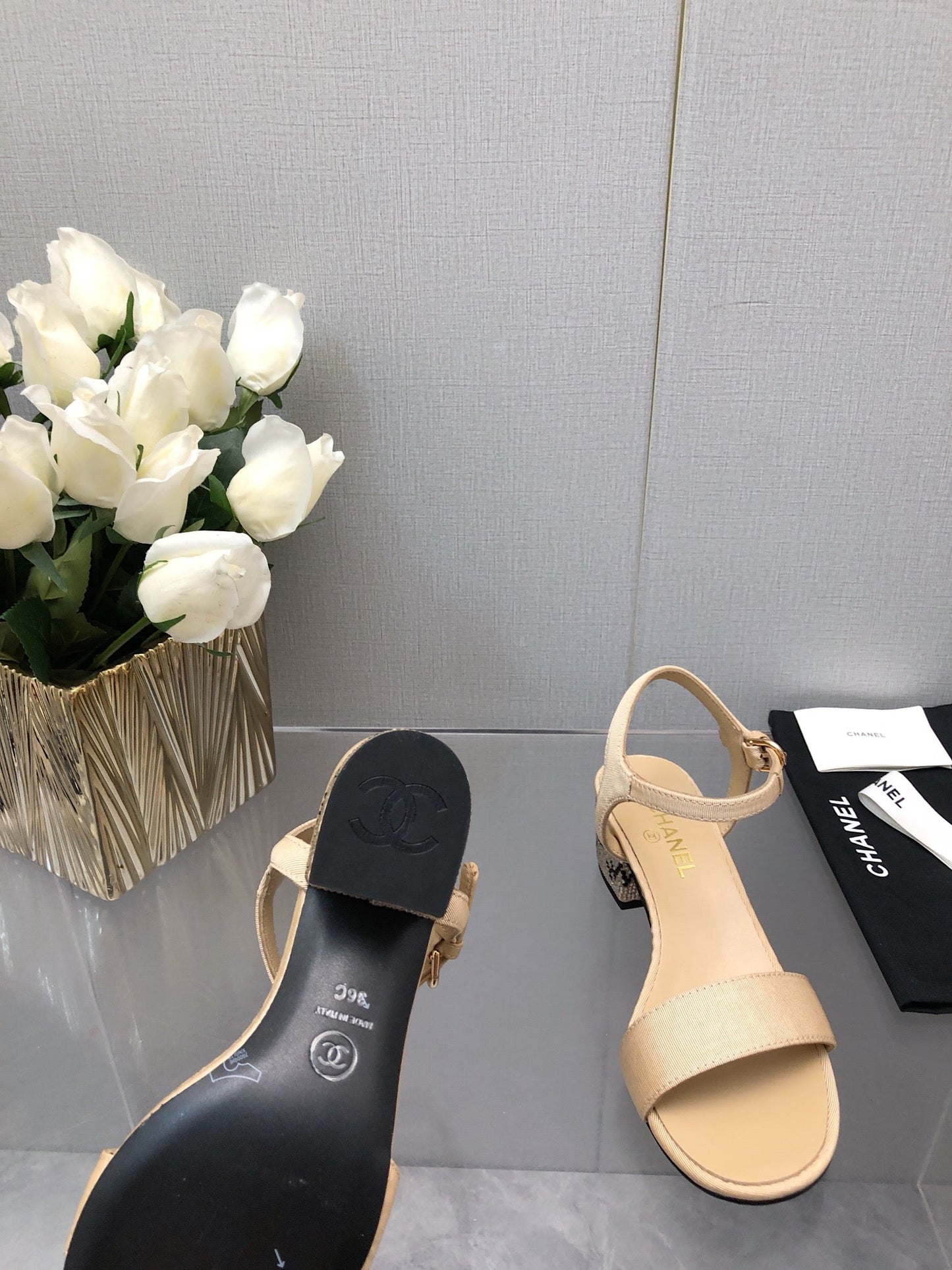 BLOCK HEEL WITH CRYSTAL 5 CM SANDAL IN SAND BROWN FABRIC - 35