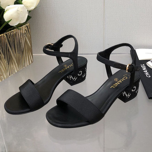 BLOCK HEEL WITH CRYSTAL 5 CM SANDAL IN BLACK FABRIC - 35