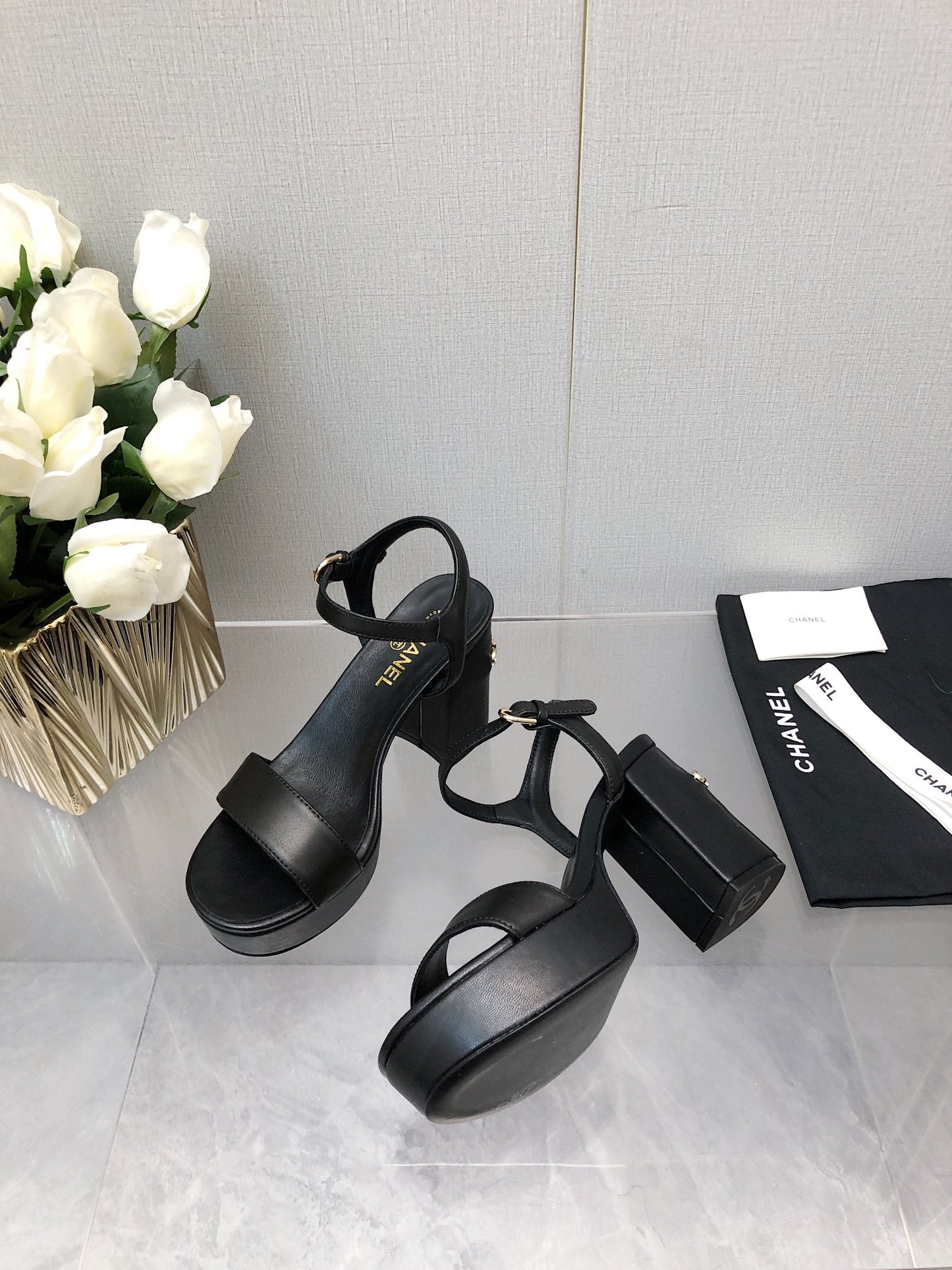 BLOCK HEEL 9 CM SANDAL IN BLACK LAMBSKIN - 35