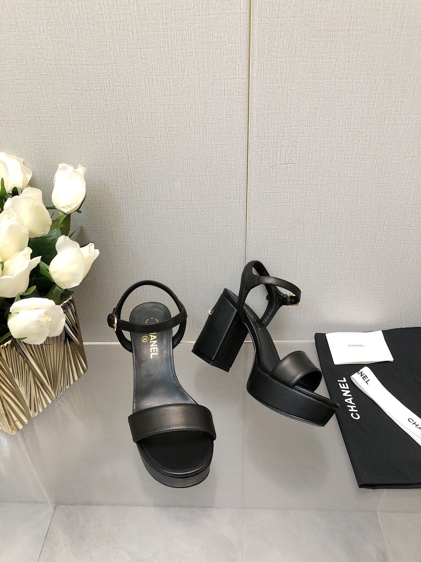 BLOCK HEEL 9 CM SANDAL IN BLACK LAMBSKIN - 35