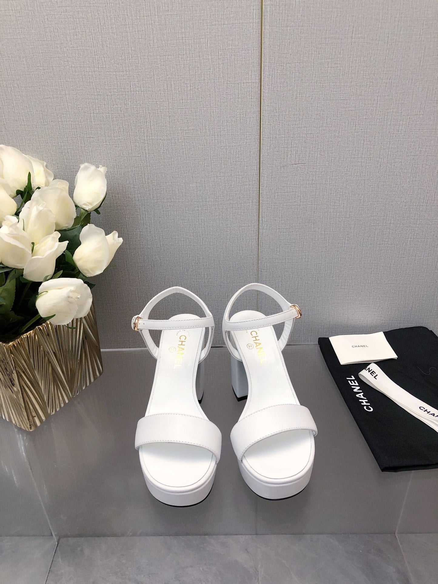 BLOCK HEEL 9 CM SANDAL IN WHITE LAMBSKIN - 35