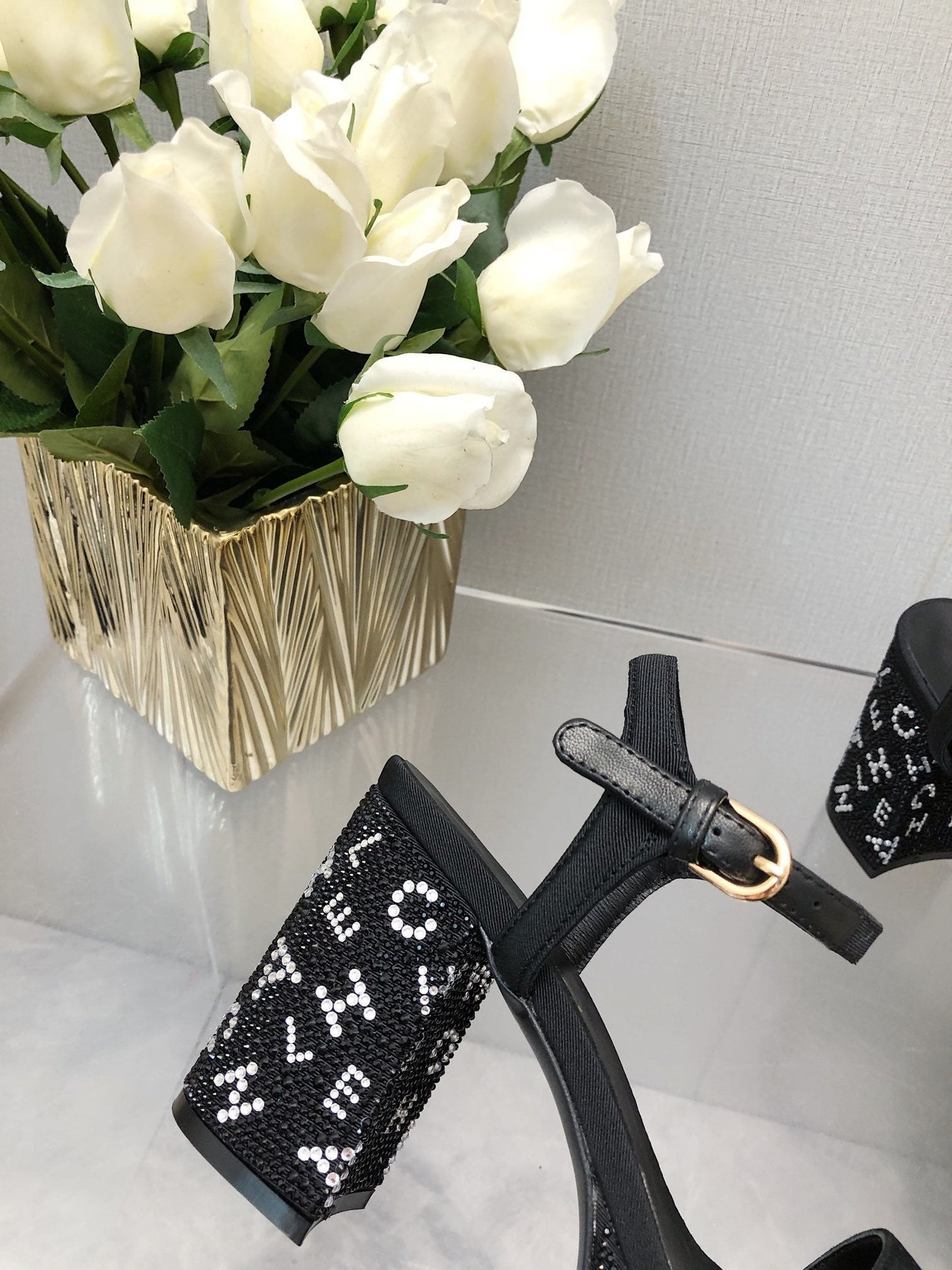 BLOCK HEEL WITH CRYSTAL 9 CM SANDAL IN BLACK FABRIC - 35
