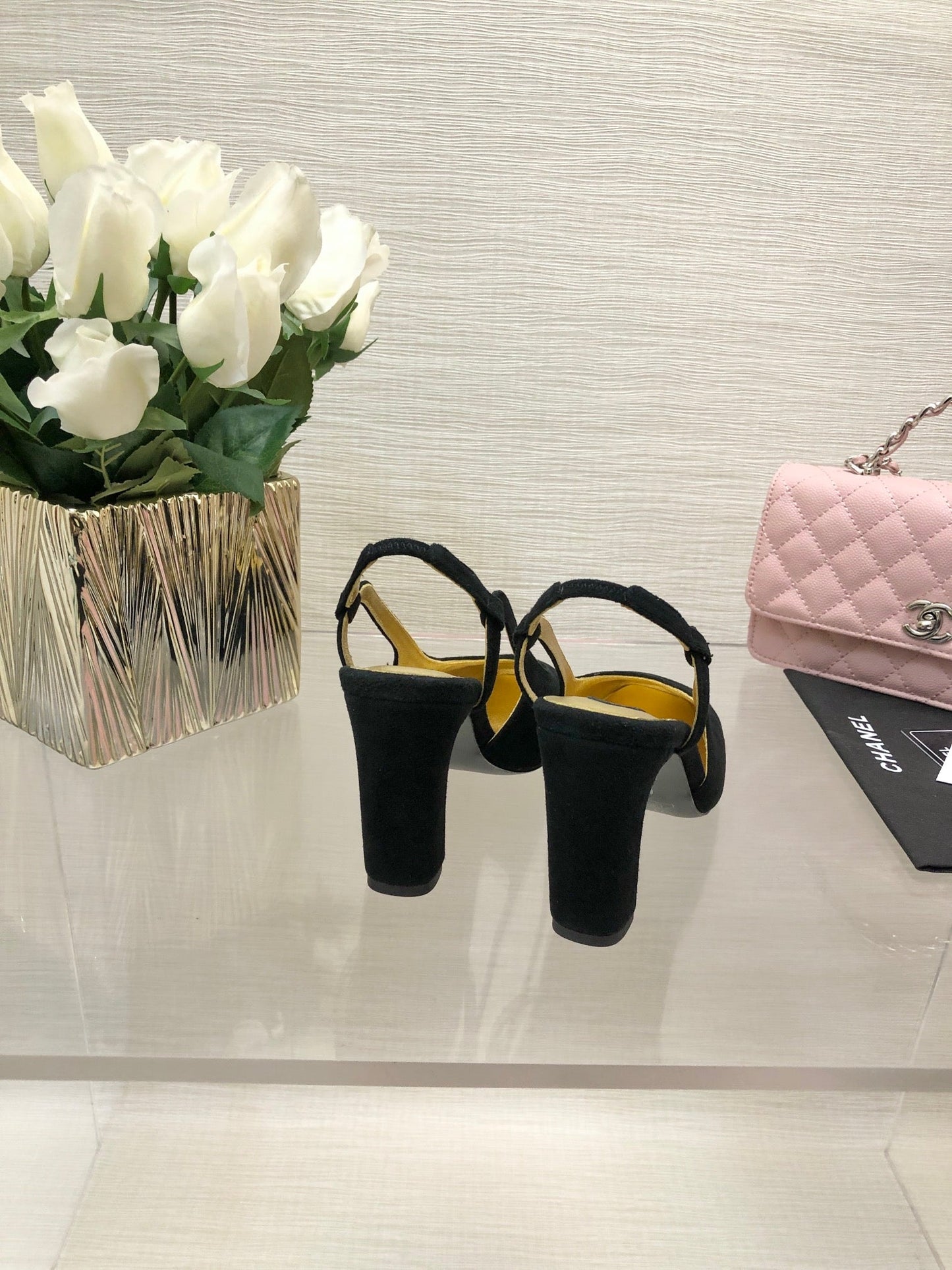 HIGH SLINGBACKS IN BLACK SUEDE AND GOLDEN LAMBSKIN - 35