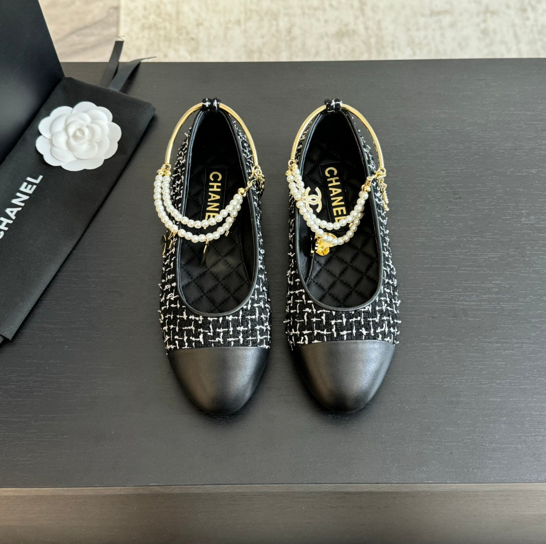Double Strap Chunky Heel Mary Jane Shoes Black/White Caro - 35