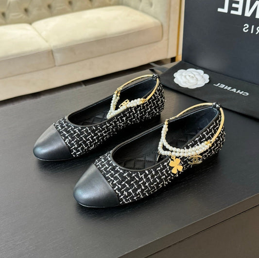 Double Strap Chunky Heel Mary Jane Shoes Black/White Caro - 35