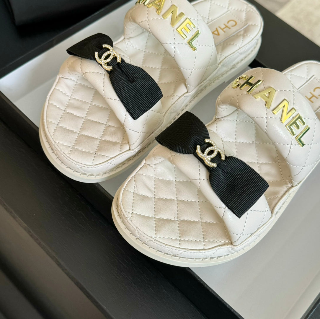 Mule Sandals Lambskin White Black - 34