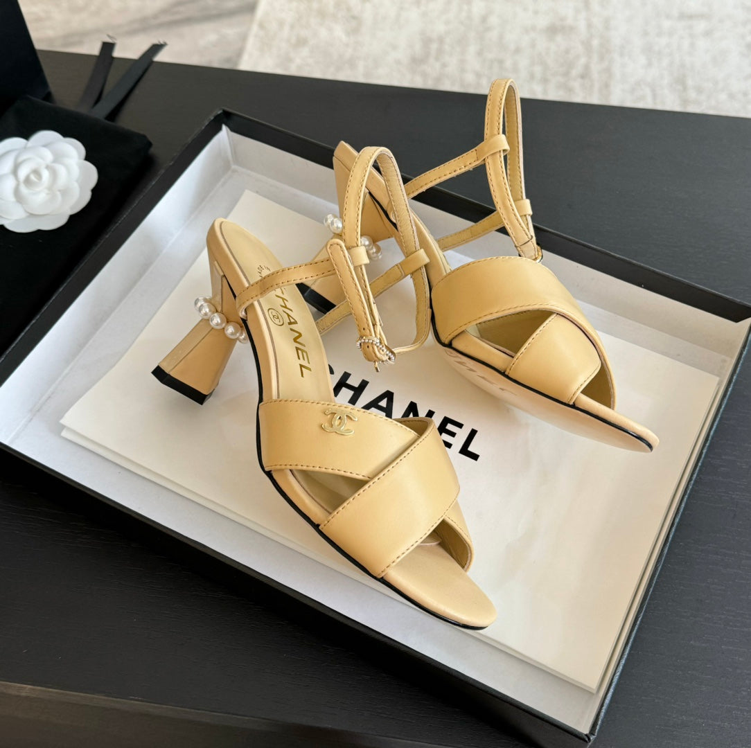 High Sandals Lambskin Yellow Cream - 34