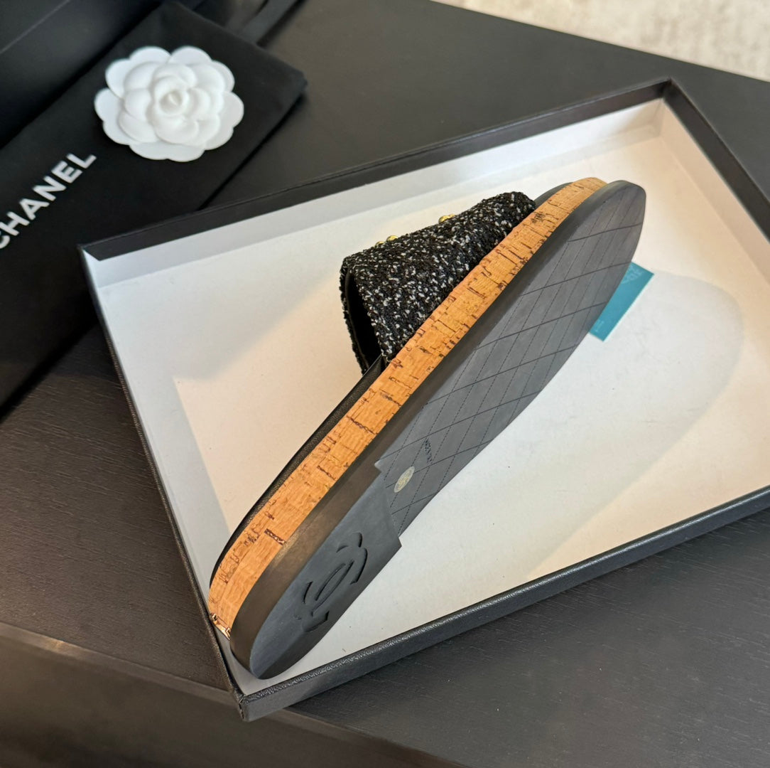 Double C Wood Grain Platform Slippers Black Wool - 35