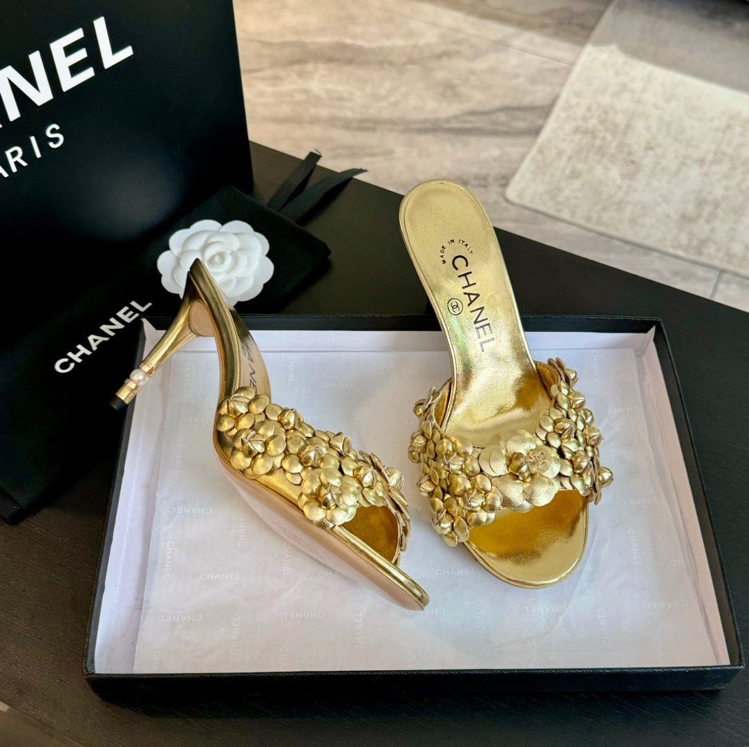 CC Little Camellia World Thin High Heels Gold Lambskin - 35