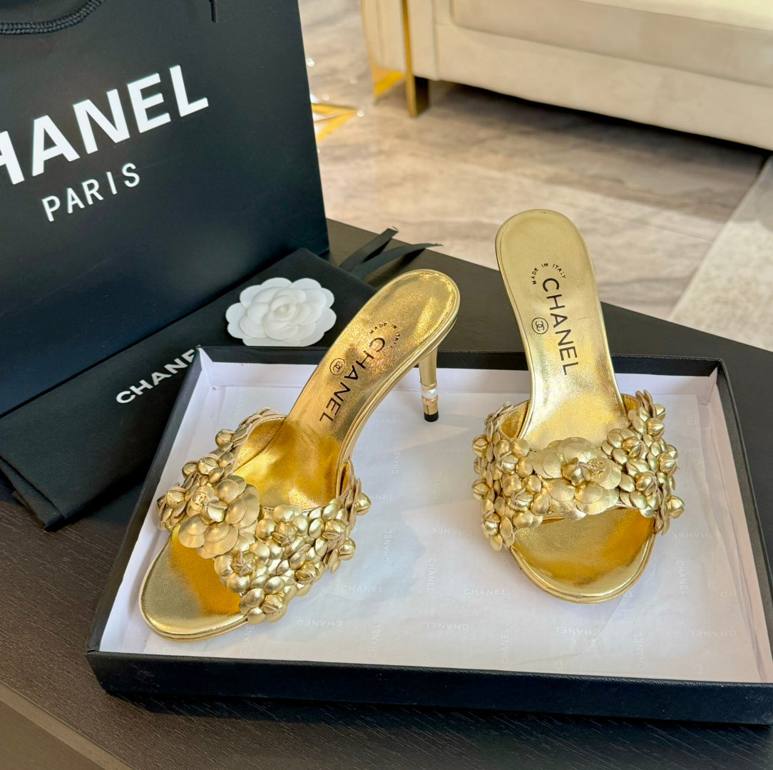 CC Little Camellia World Thin High Heels Gold Lambskin - 35