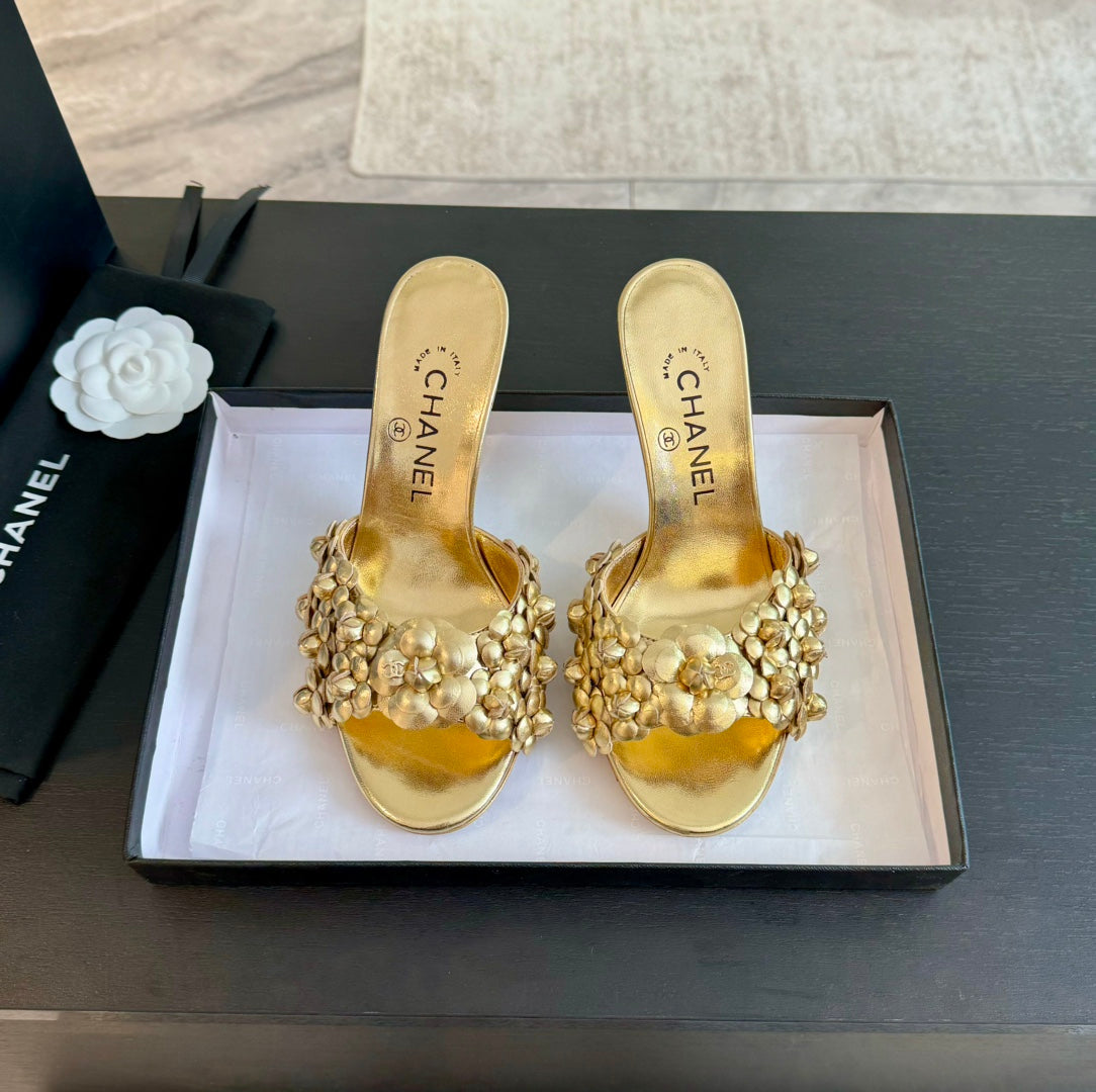 CC Little Camellia World Thin High Heels Gold Lambskin - 35