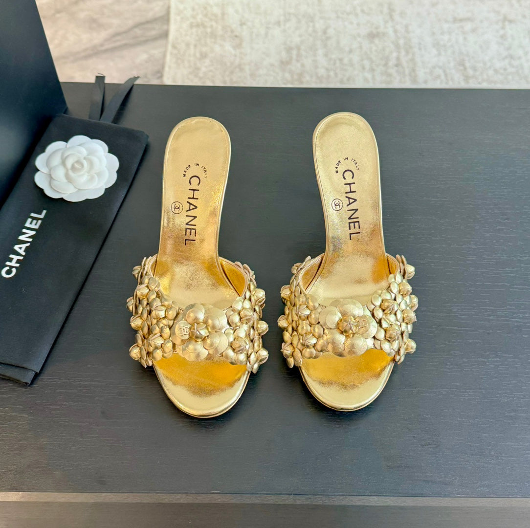 CC Little Camellia World Thin High Heels Gold Lambskin - 35