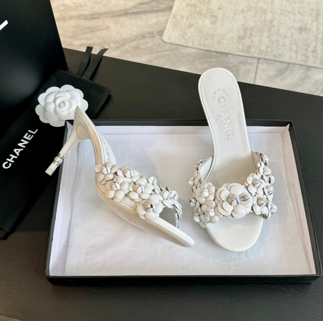 CC Little Camellia World Thin High Heels White Lambskin - 35