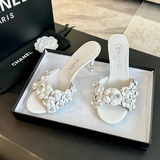 CC Маленька Камелія, Тонкі Високі Каблуки, Біла Овеча Шкіра - 35