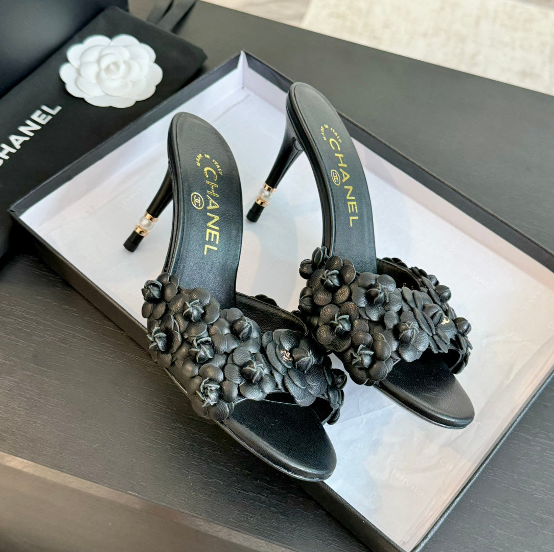 CC Little Camellia World Thin High Heels Black Lambskin - 35
