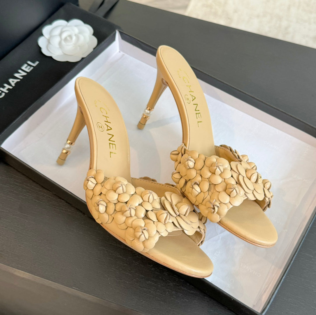 CC Little Camellia World Thin High Heels Tan Brown Lambskin - 35