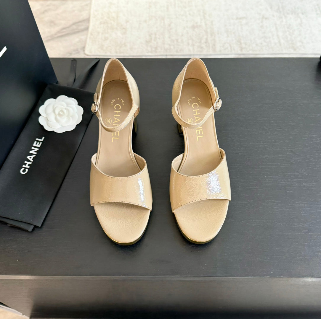 Platform Peep-Toe Sandals Beige Cream Lambskin - 35