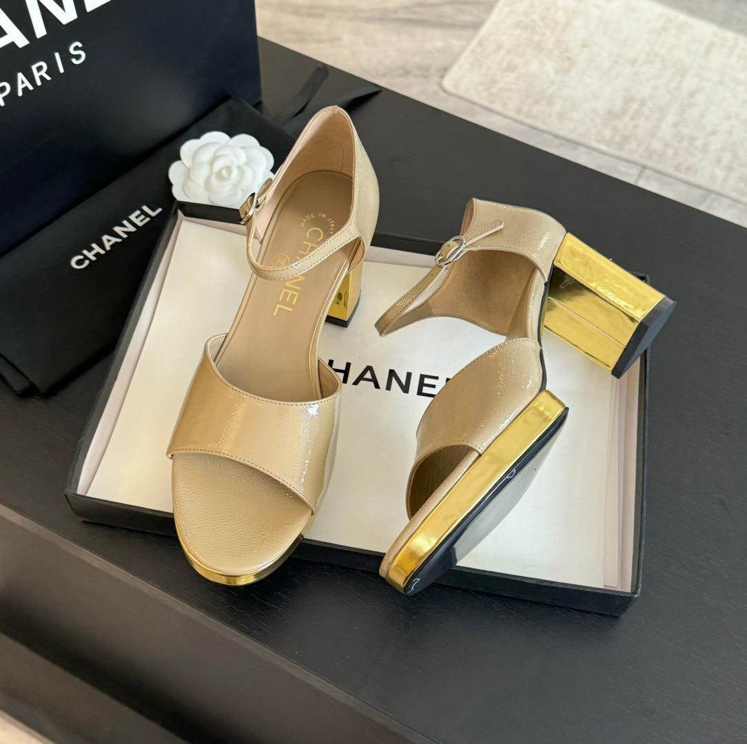 Platform Peep-Toe Sandals Beige Cream Lambskin - 35