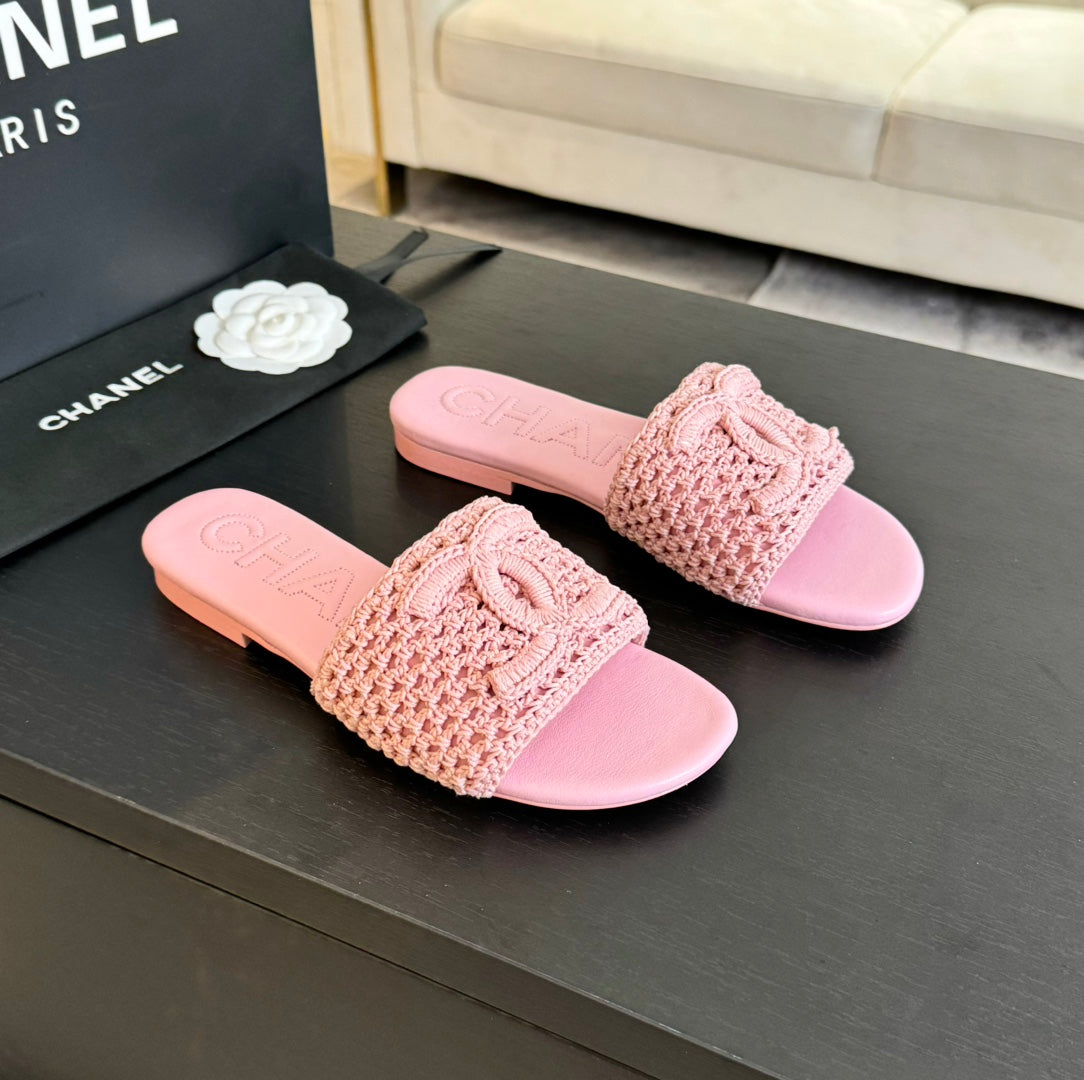 Slippers Light Pink Lambskin - 35