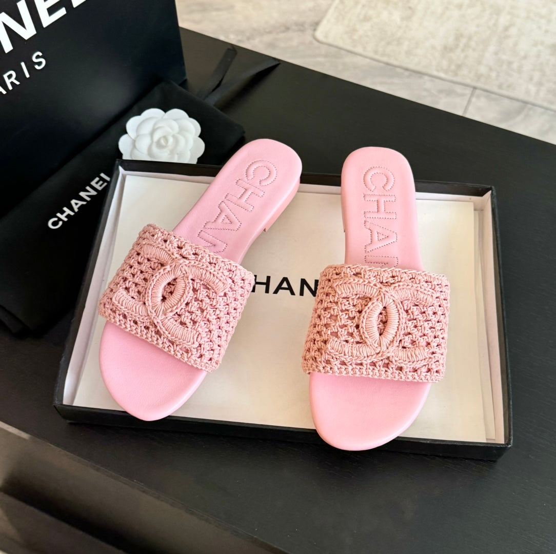 Slippers Light Pink Lambskin - 35