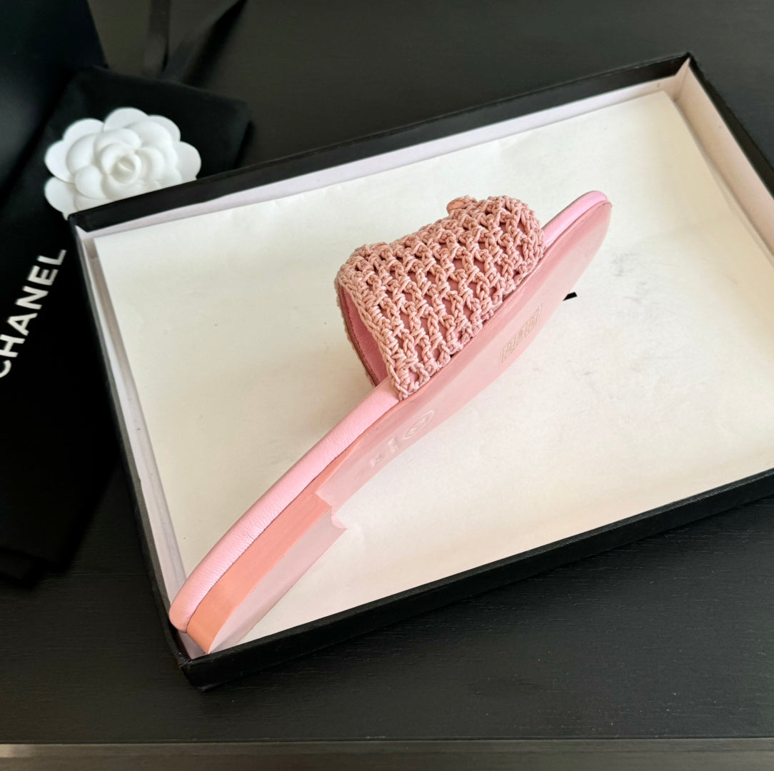 Slippers Light Pink Lambskin - 35