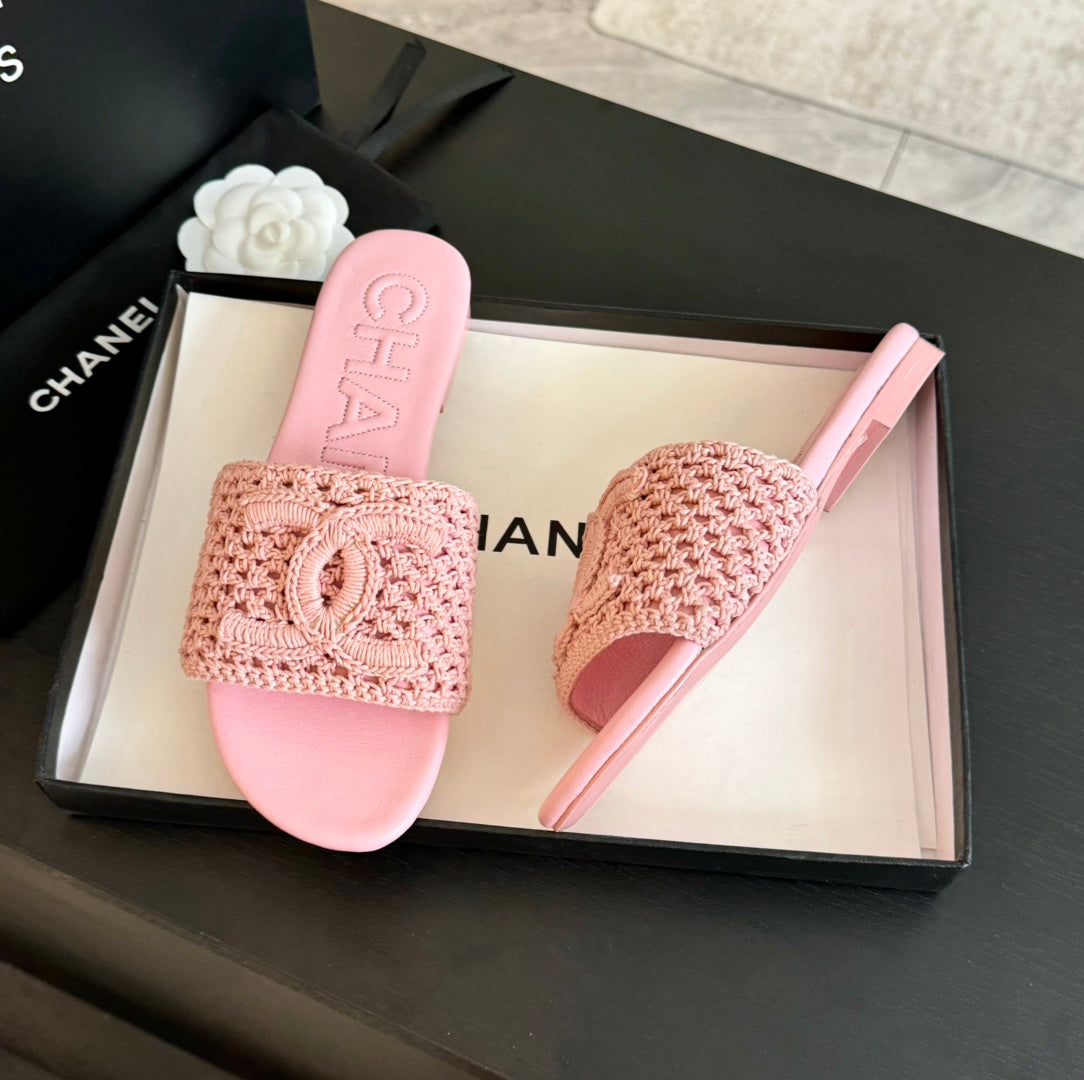 Slippers Light Pink Lambskin - 35