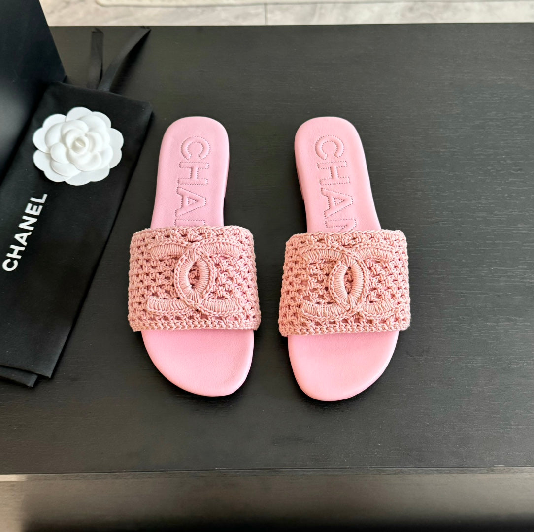 Slippers Light Pink Lambskin - 35