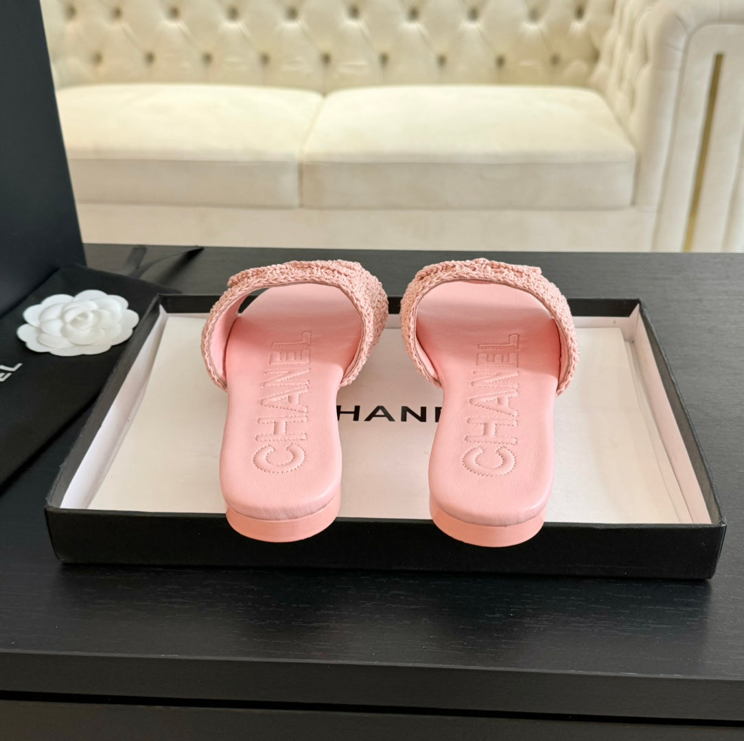 Slippers Light Pink Lambskin - 35