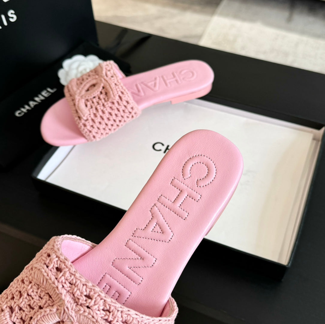 Slippers Light Pink Lambskin - 35