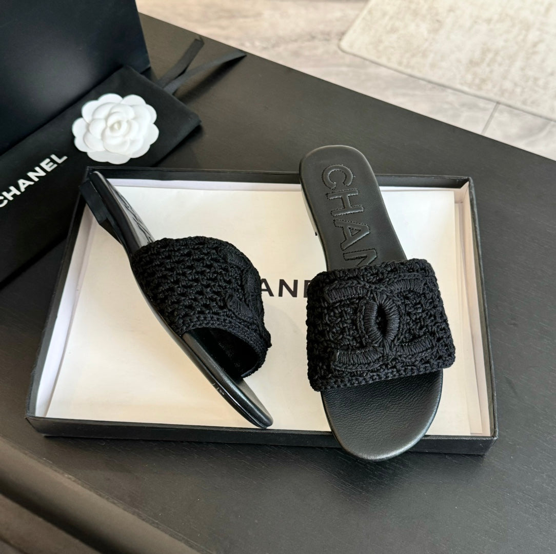 Slippers Black Lambskin - 35
