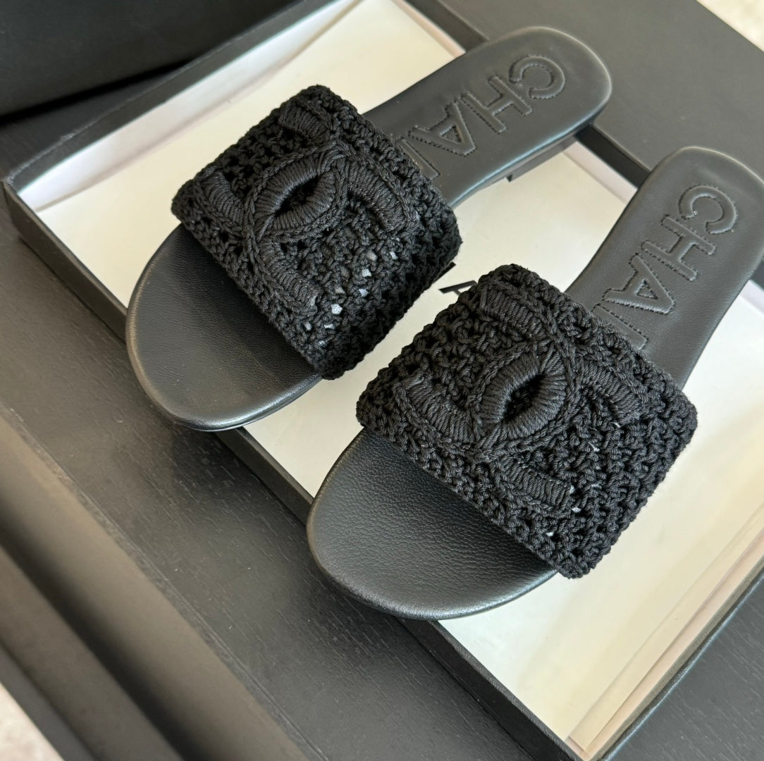 Slippers Black Lambskin - 35