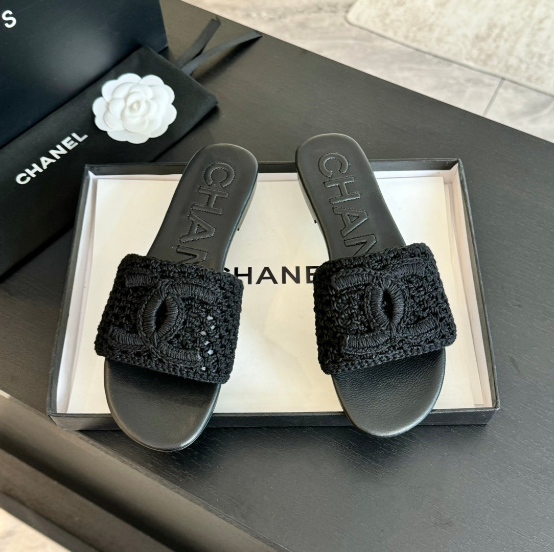 Slippers Black Lambskin - 35