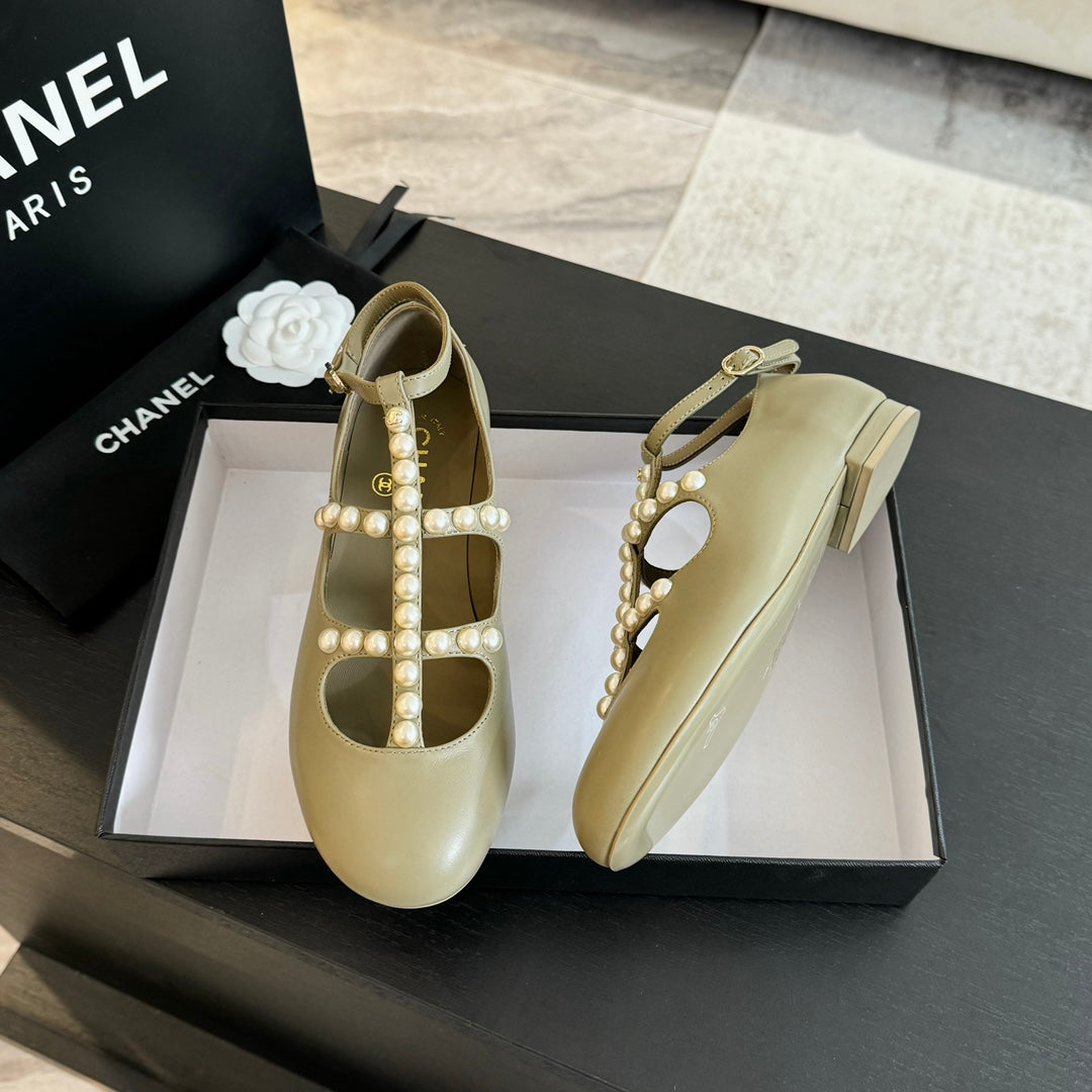 MARY JANES SHOES ECRU BEIGE GOATSKIN WITH FAUX PEARL - 35