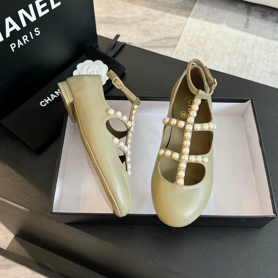 MARY JANES SHOES ECRU BEIGE GOATSKIN WITH FAUX PEARL - 35