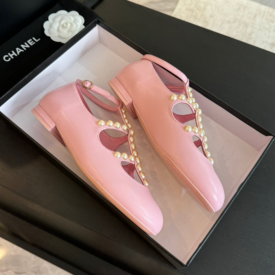 MARY JANES SHOES LIGHT PINK GOATSKIN WITH FAUX PEARL - 35