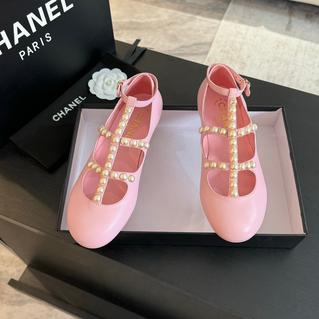 MARY JANES SHOES LIGHT PINK GOATSKIN WITH FAUX PEARL - 35