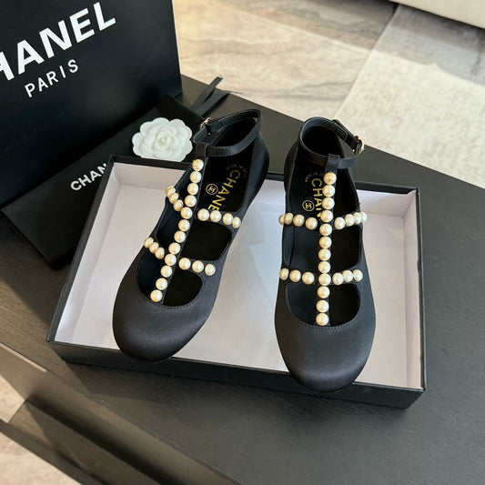 MARY JANES SHOES BLACK GOATSKIN WITH FAUX PEARL - 35