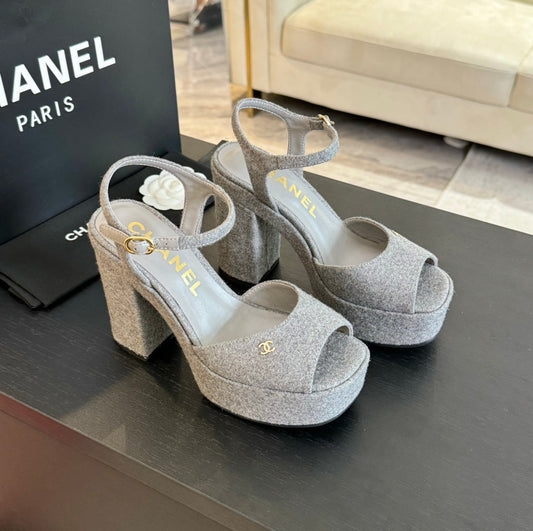 HIGH HEEL PLATFORM SANDALS IN DOVE GRAY SUEDE - 35