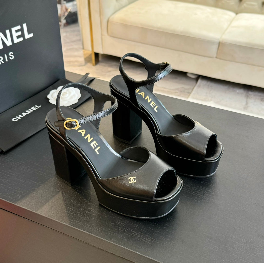 HIGH HEEL PLATFORM SANDALS IN BLACK CALFSKIN - 35