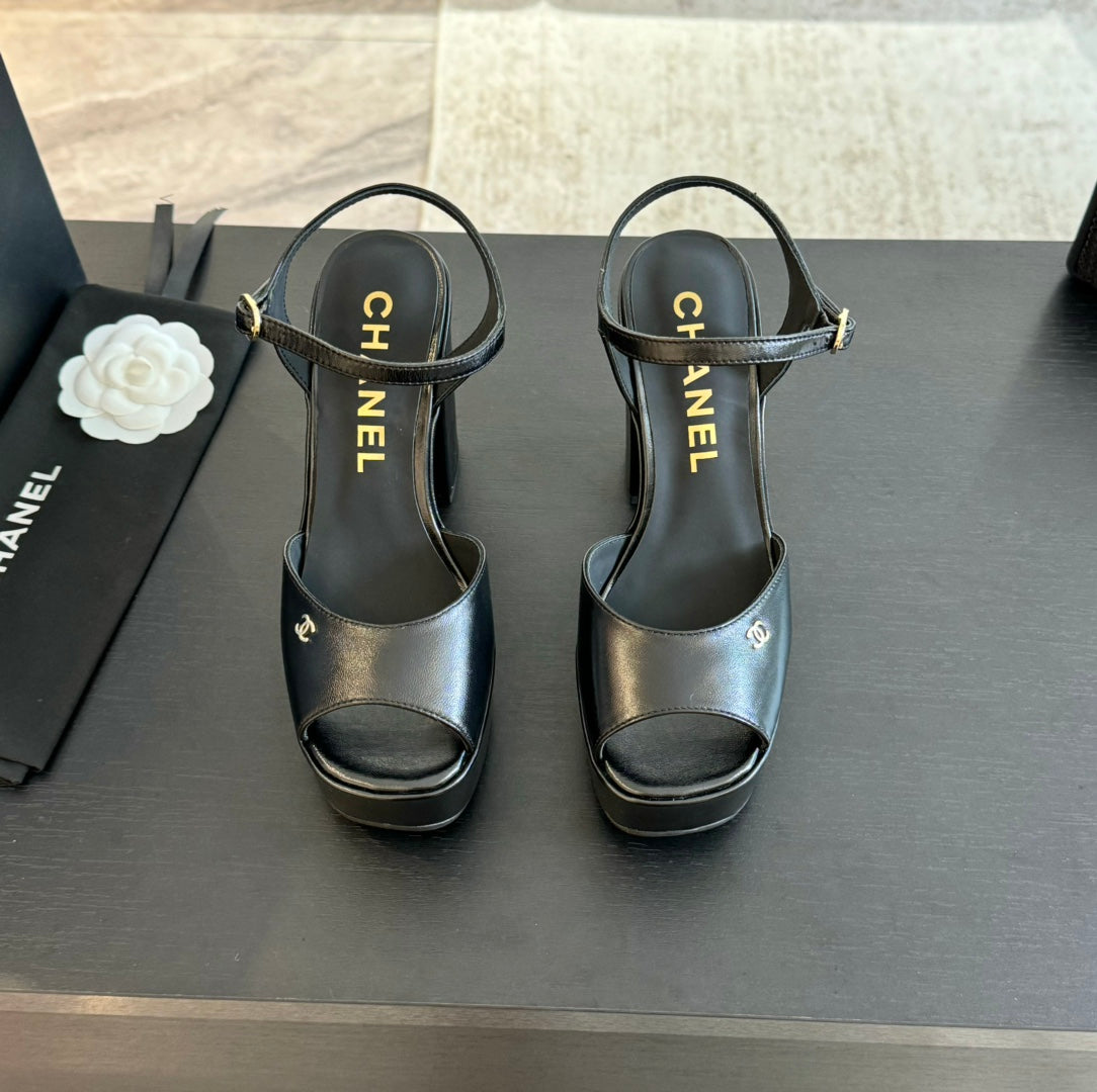 HIGH HEEL PLATFORM SANDALS IN BLACK CALFSKIN - 35