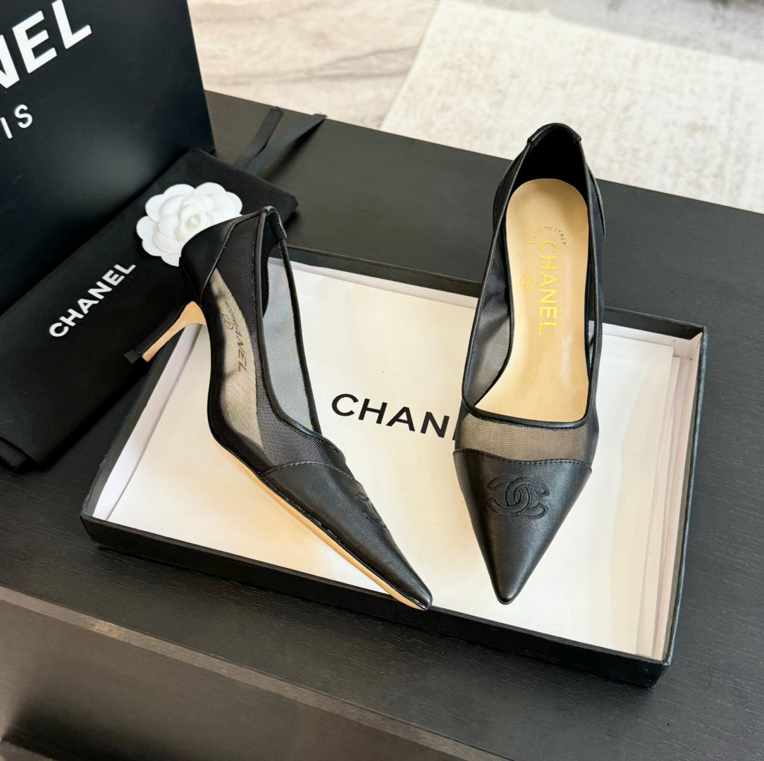 MESH LOGO HEELS IN BLACK LAMBSKIN - 35
