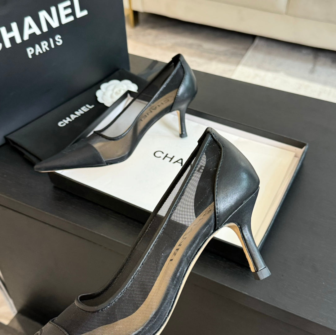 MESH LOGO HEELS IN BLACK LAMBSKIN - 35