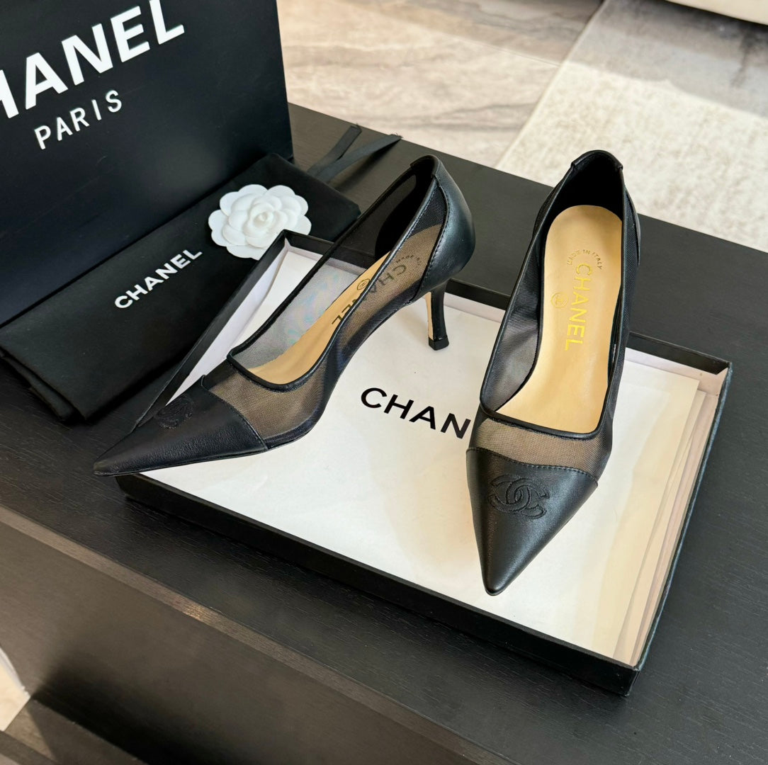 MESH LOGO HEELS IN BLACK LAMBSKIN - 35