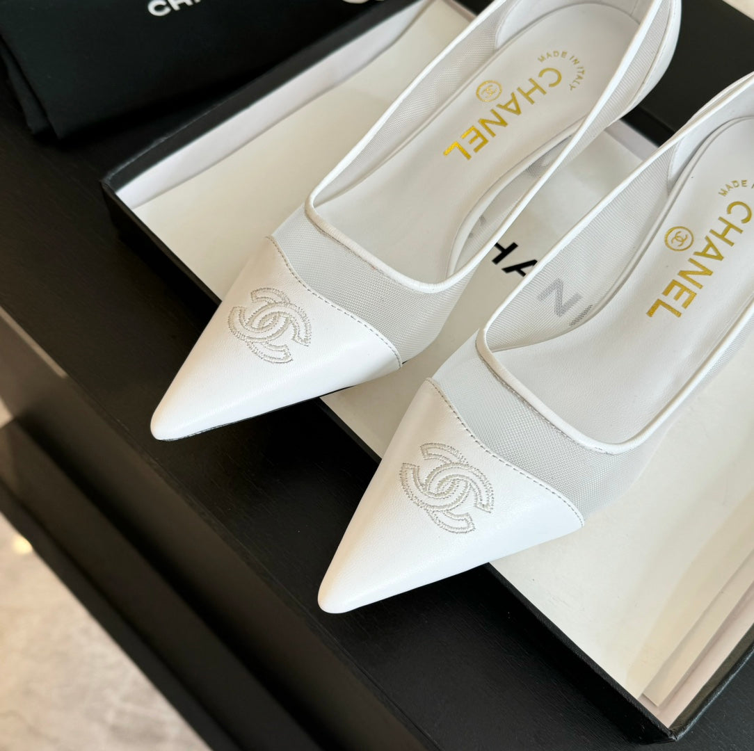 MESH LOGO HEELS IN WHITE LAMBSKIN - 35