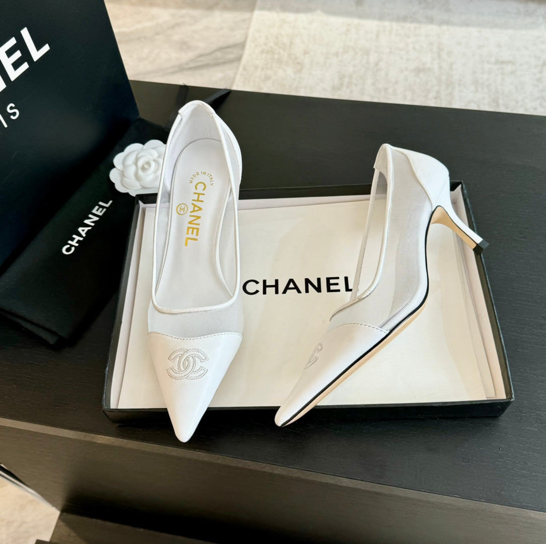MESH LOGO HEELS IN WHITE LAMBSKIN - 35