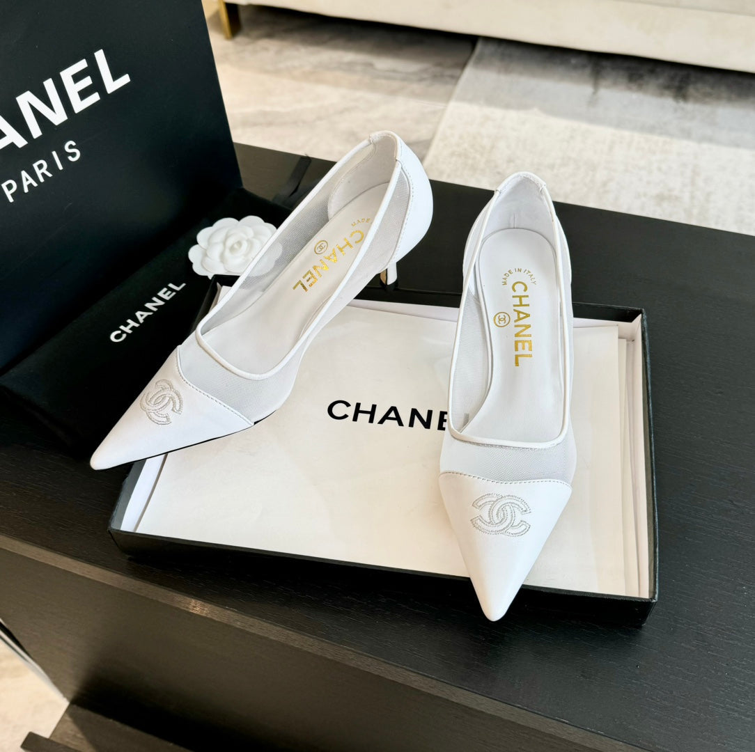 MESH LOGO HEELS IN WHITE LAMBSKIN - 35