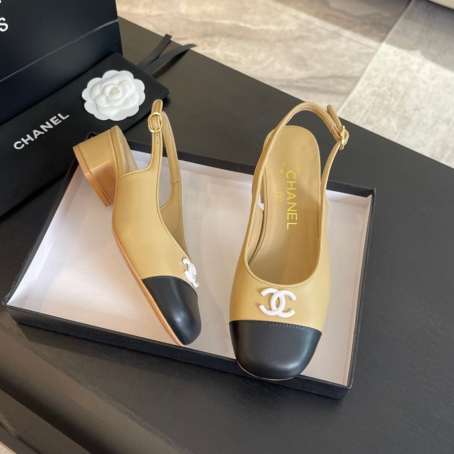 CC SLINGBACKS IN DARK BEIGE MIX BLACK CALFSKIN - 34