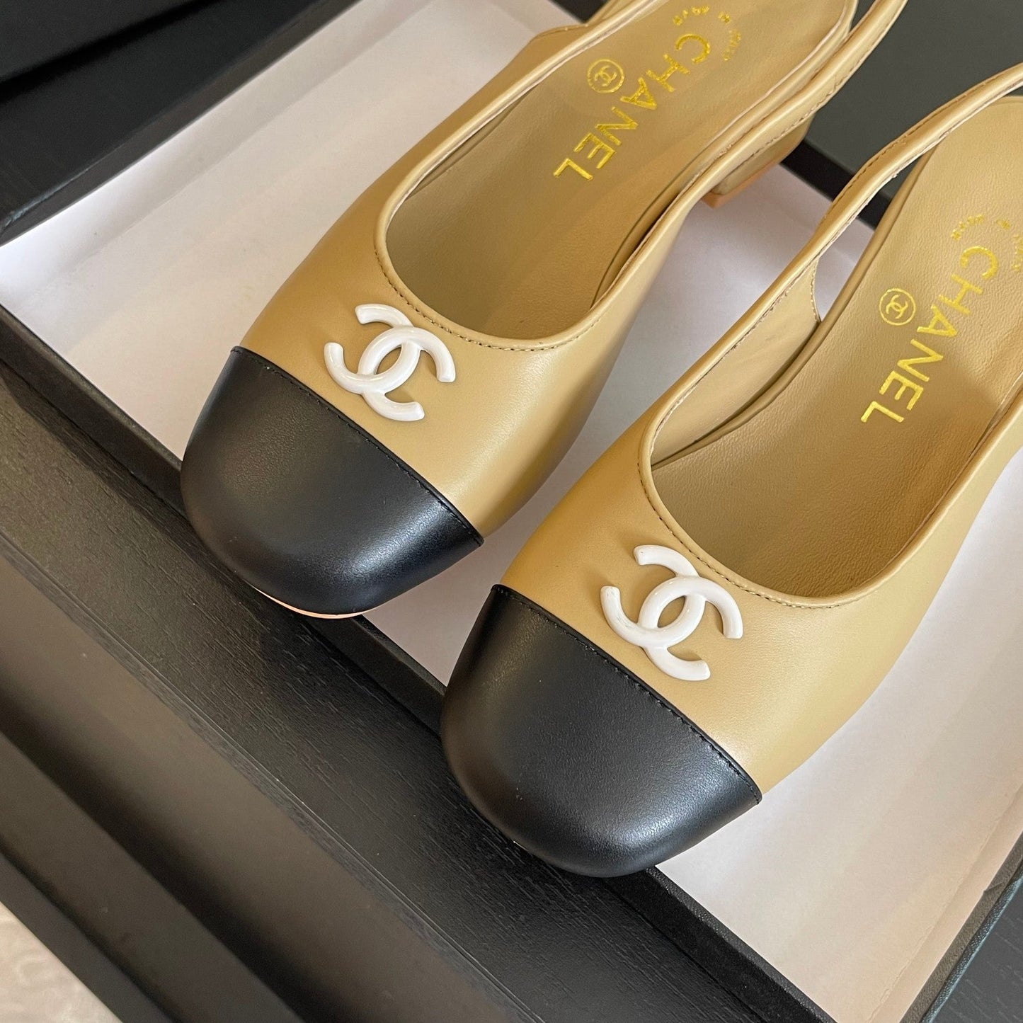 CC SLINGBACKS IN DARK BEIGE MIX BLACK CALFSKIN - 34