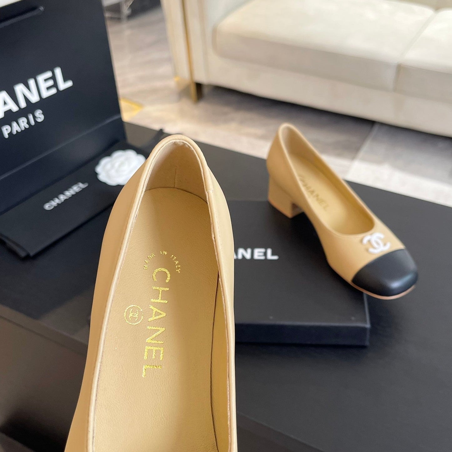 PUMP DARK CREAM MIX BLACK CALFSKIN - 34